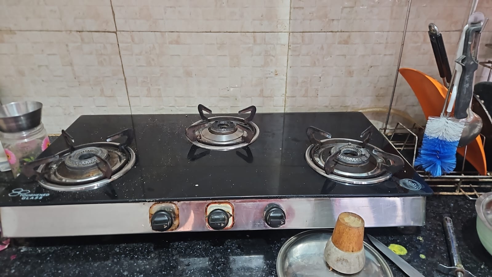 Customer review for built-in glass hob repair in Noida